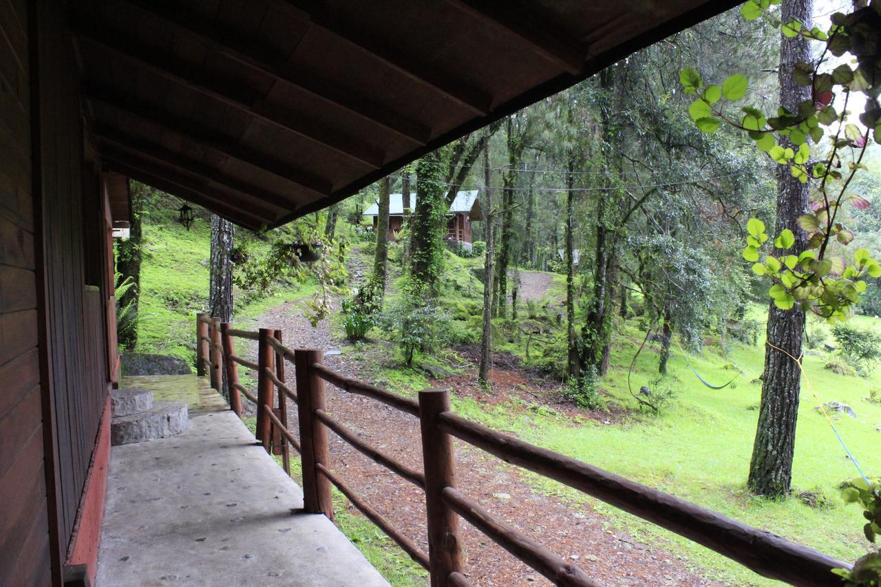 Cabanas Alpinas Lopez Fontes Valle de Bravo Esterno foto