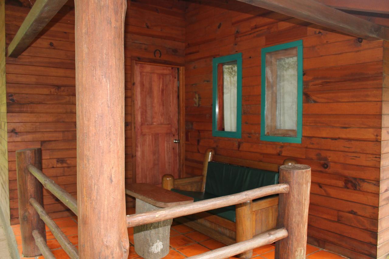 Cabanas Alpinas Lopez Fontes Valle de Bravo Esterno foto