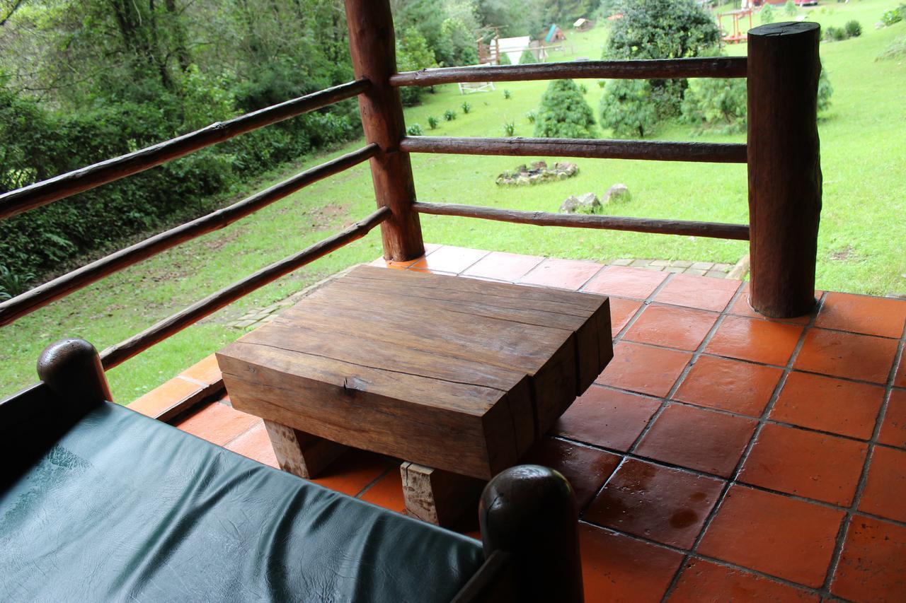 Cabanas Alpinas Lopez Fontes Valle de Bravo Esterno foto